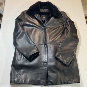 JLC New York Black Leather Jacket Faux Fur Trim, Size Large, with Zip Shell